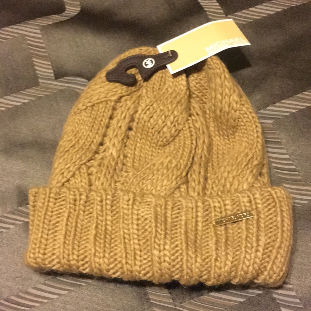 New MIchael Kors beanie in tan/camel color.